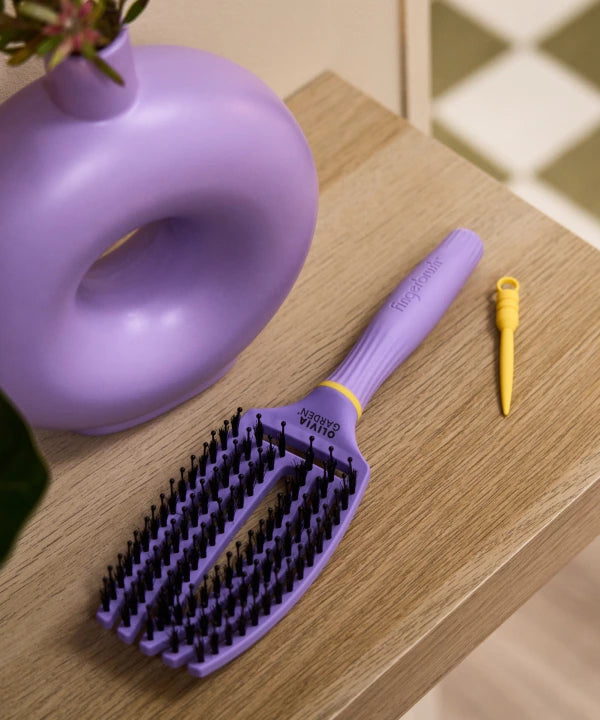 Olivia Garden Fingerbrush - Snuggle Purple